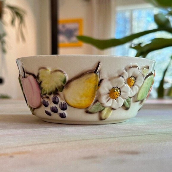 Vintage Cuernavaca Bowl Mexican Hand Painted Embossed Flowers And Fruits Ceramic - Picture 10 of 11